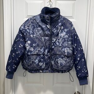 American Eagle Cropped Reversible Puffer Jacket Blue patchwork Sherpa Teddy